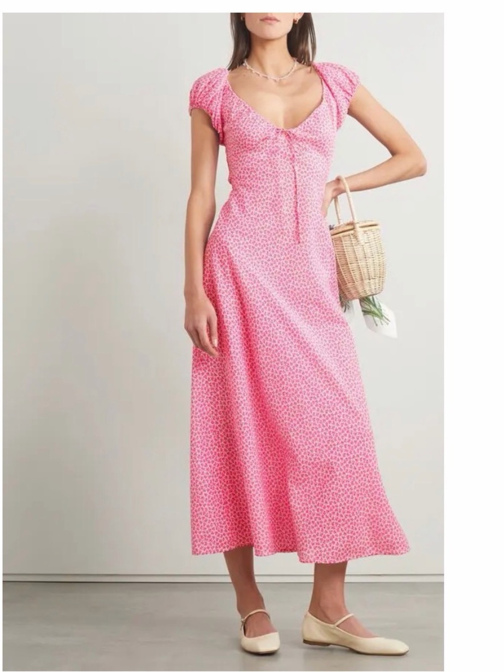 Doen Pink Sofia Hillside Bloom Medium
Floral Maxi Dress with Short Puff Sleeves - Picture 5 of 7